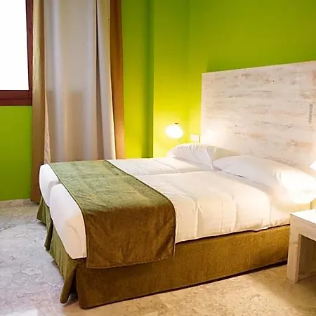 Hotel Ad Hoc Carmen Valencia