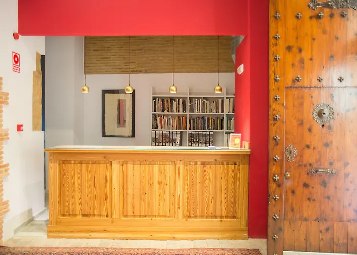 Otel Ad Hoc Carmen Valensiya